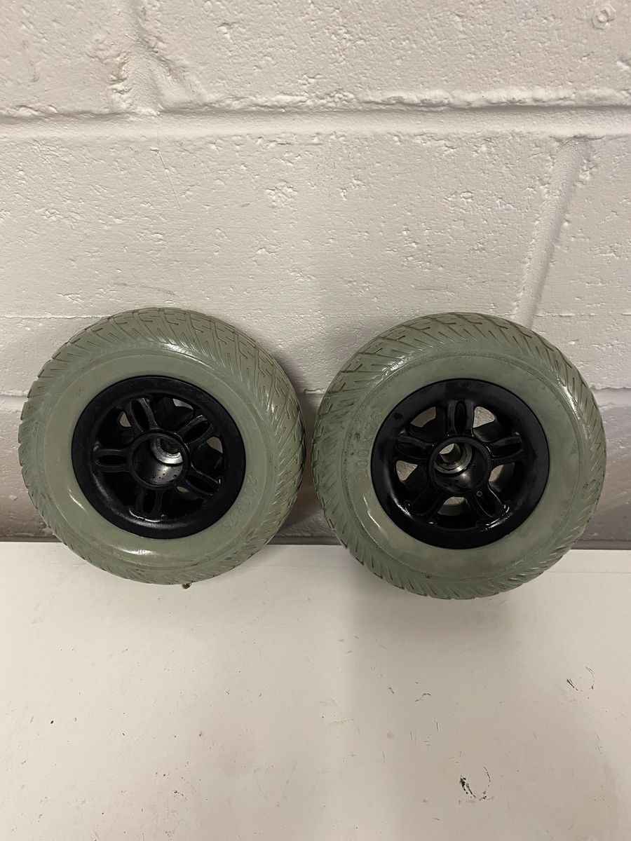 Rascal Eco 4 Wheels Back wheels